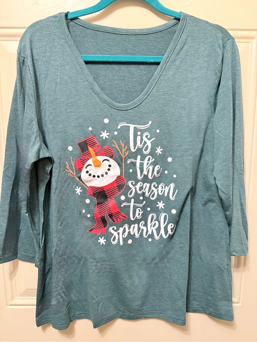 Green Long-Sleeve Graphic Holiday Tee Tis the Season To Sparkle Snowman Size XL
